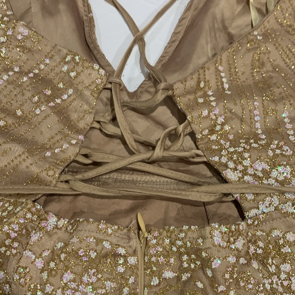 White Fox dress - Picture 11 of 14